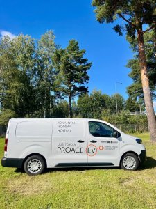 Toyota Proace EV Comfort – yrityksen sähköpaku huolettomalla leasingilla