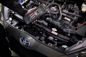 Haussa kaksi kokenutta automekaanikkoa – Auto-Jeni Varkaus